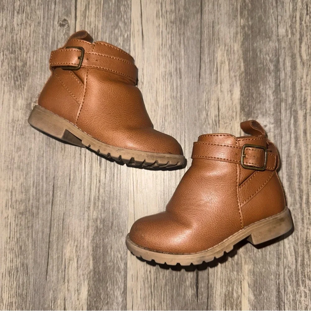 🎀3/$23🎀 Toddler Tan Buckle Booties